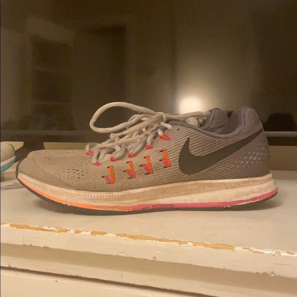 Nike Zoom Pegasus Sneaker in Pink